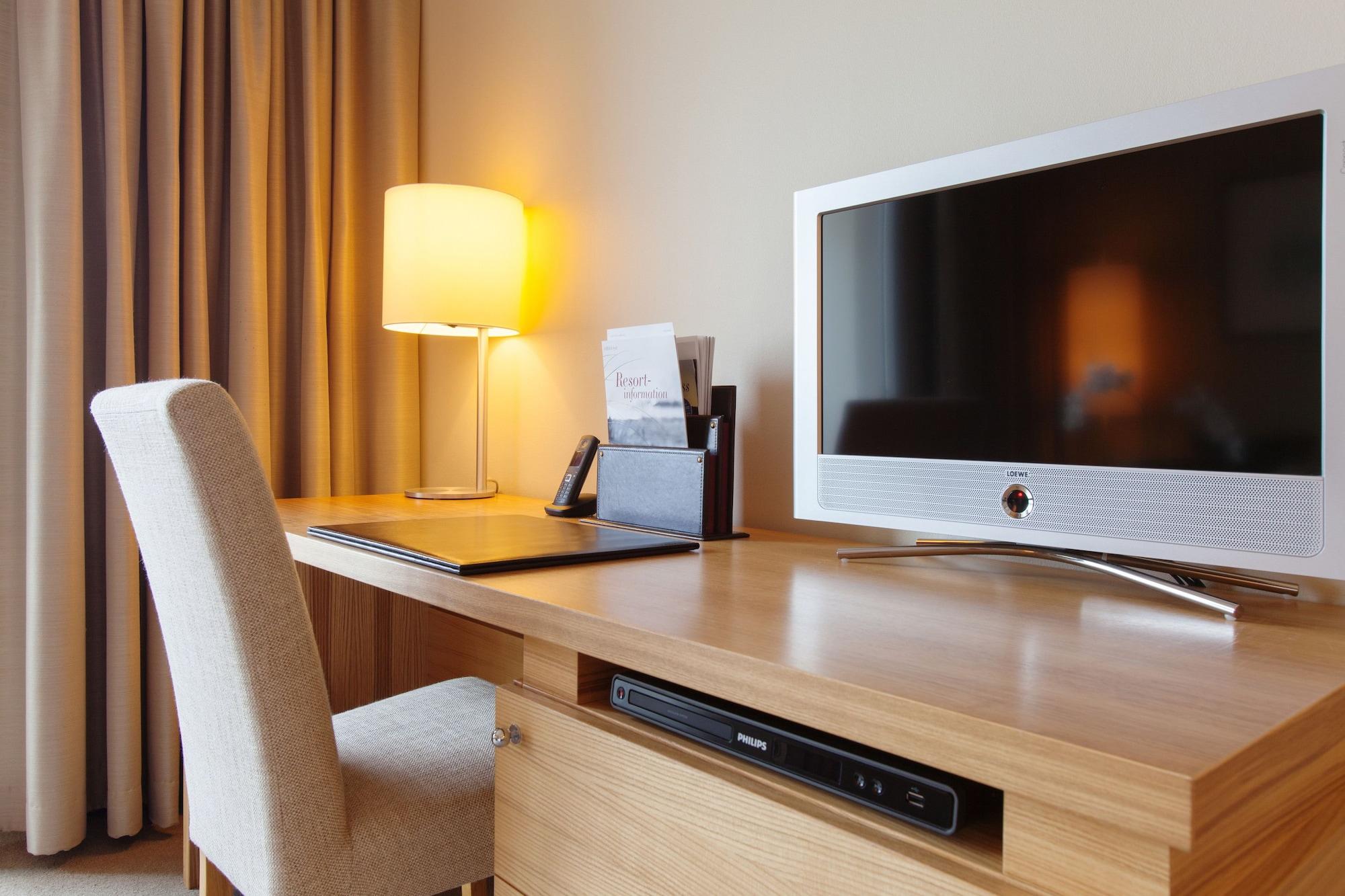 ホテル A-Rosa Sylt リスト エクステリア 写真 A television in a hotel room